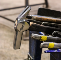 STEVEN BEANIE Long Nailing Hammer - 13 oz (Beschlagshammer) STEVEN BEANIE Long Nailing Hammer - 13 oz (Beschlagshammer)