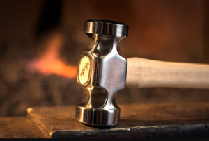 Derek Gardner Rounding Hammer 800g (1.75lb)