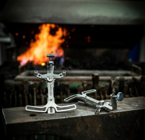 Nail-it Farrier Tool