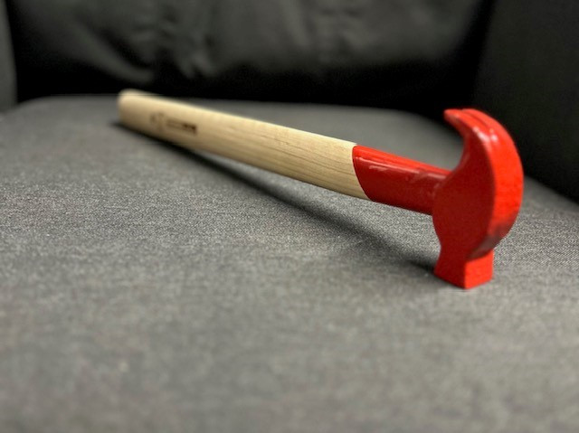 Hufbeschlaghammer Preußische Form 350 g rot